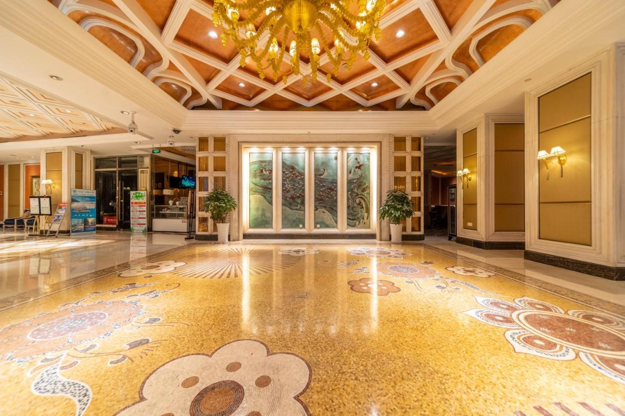 Ramada Yichang Hotel Kültér fotó