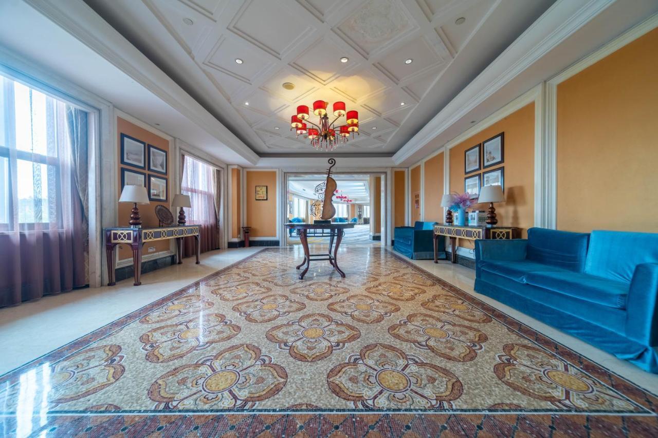 Ramada Yichang Hotel Kültér fotó