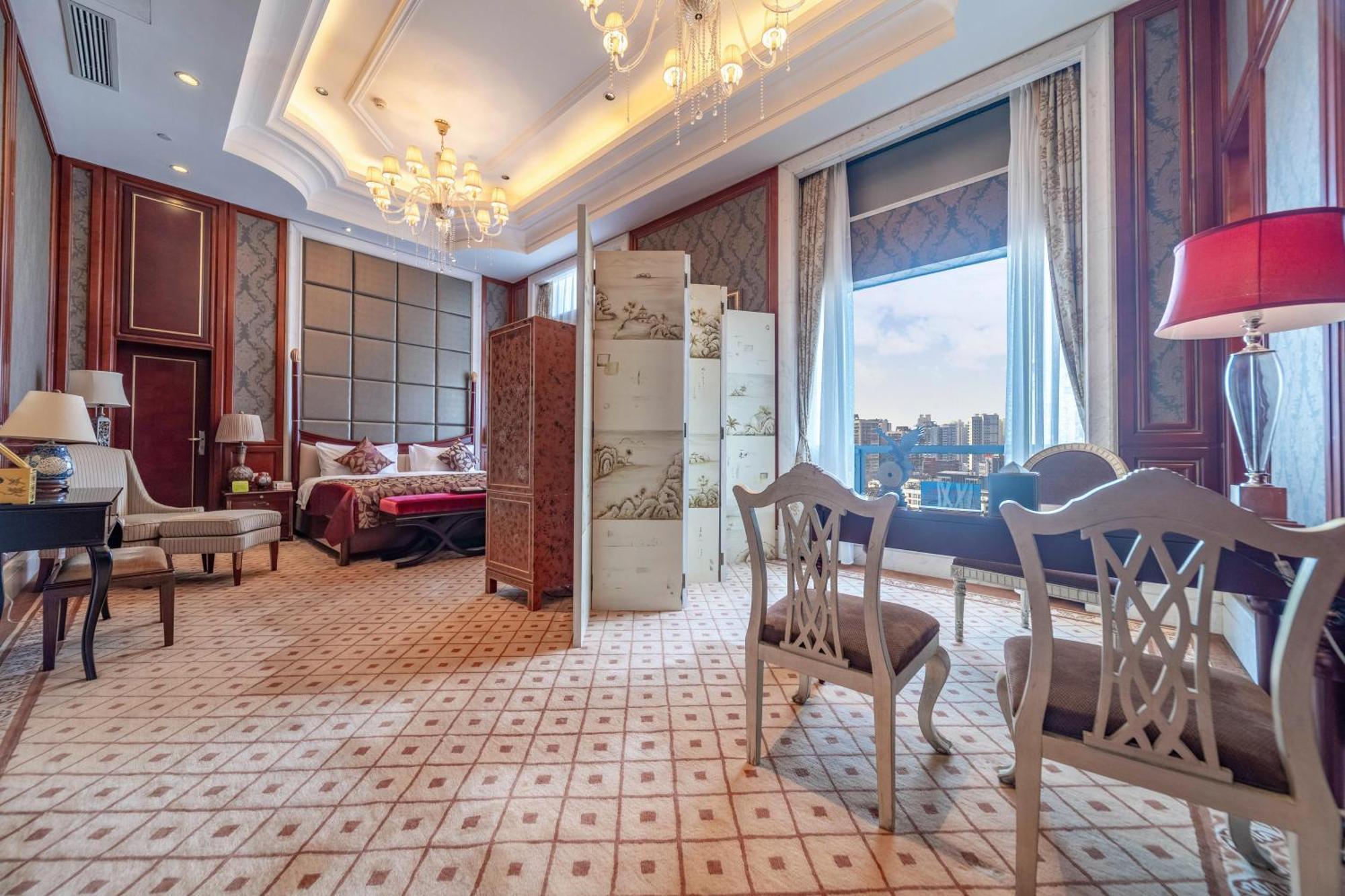 Ramada Yichang Hotel Kültér fotó